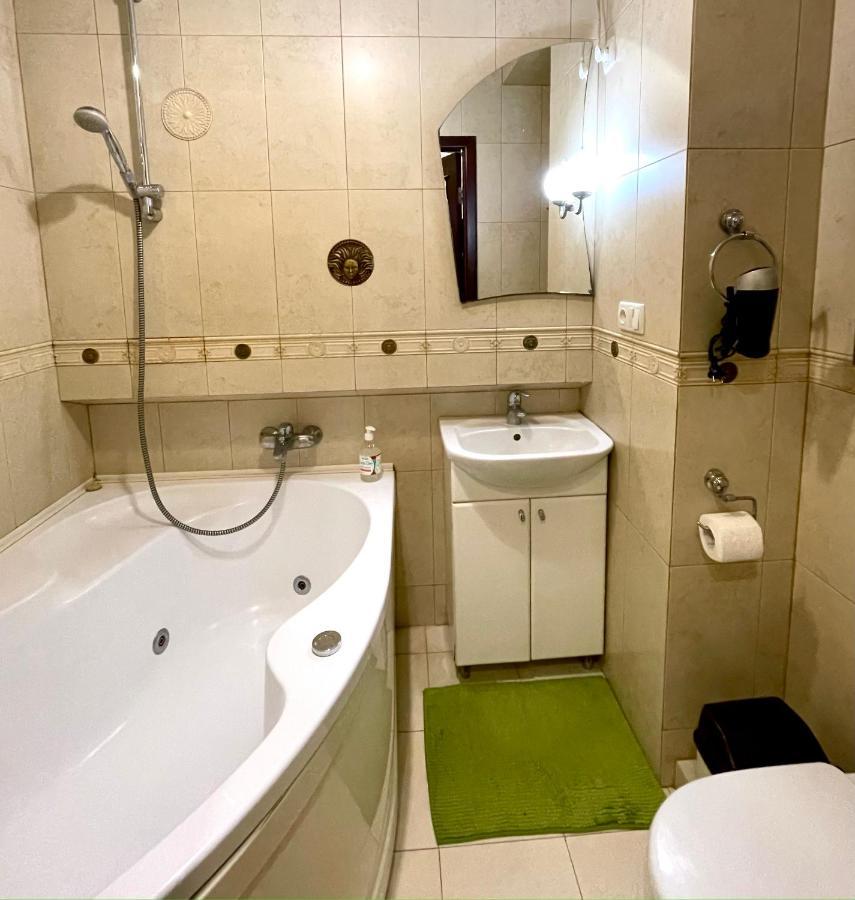 Ferienwohnung Бакулина 14 Charkiw Exterior foto