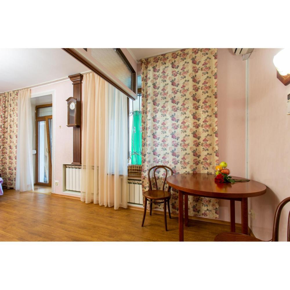 Ferienwohnung Бакулина 14 Charkiw Exterior foto